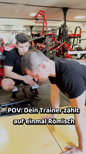 I, II, III … und plötzlich wird das Training zur Lateinstunde. 😂💪
Wenn dein Trainer römisch zählt, weißt du: Der Satz dauert länger als geplant. 🥵
👉 Welcher Freund würde spätestens bei „IV“ aufgeben? Markiere ihn in den Kommentaren!
Du willst Training, Motivation und gute Stimmung?
✅ Aktionstarif: nur 6,50 € pro Woche
✅ Keine Gebühren oder Pauschalen
✅ Täglich 24 Stunden geöffnet
📲 Tippe jetzt auf unser Profil und starte dein Training in der Academy Bernburg.
Folge uns für mehr Trainingstipps, Gym-Motivation und lustige Momente aus der Academy! 🔥
#AcademyBernburg #Bernburg #FitnessBernburg #GymBernburg #Salzlandkreis #GymHumor #FitnessMotivation #TrainingMotivation #Fitnessstudio #BernburgSaale