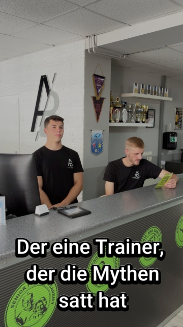 POV: Dein Trainer hört zum 100. Mal denselben Fitness-Mythos … 😤😂
Welcher Fitness-Mythos bringt dich sofort auf 180? Schreib ihn in die Kommentare – vielleicht zerlegen wir ihn im nächsten Reel! 👇
Und falls du lieber trainierst, statt Mythen zu sammeln:
🔥 Aktionstarif: 6,50 € pro Woche
✅ Keine Gebühren oder Pauschalen
🕒 Täglich 24 Stunden geöffnet
Schick das Reel an deinen Gym-Buddy, der noch an jeden Fitness-Mythos glaubt. 😅
#FitnessMythen #GymHumor #FitnessTipps #Krafttraining #GymMotivation #FitnessDeutschland #Bernburg #FitnessBernburg #BernburgFitness #AcademyBernburgFitness #ReelsDeutschland #GymDeutschland
